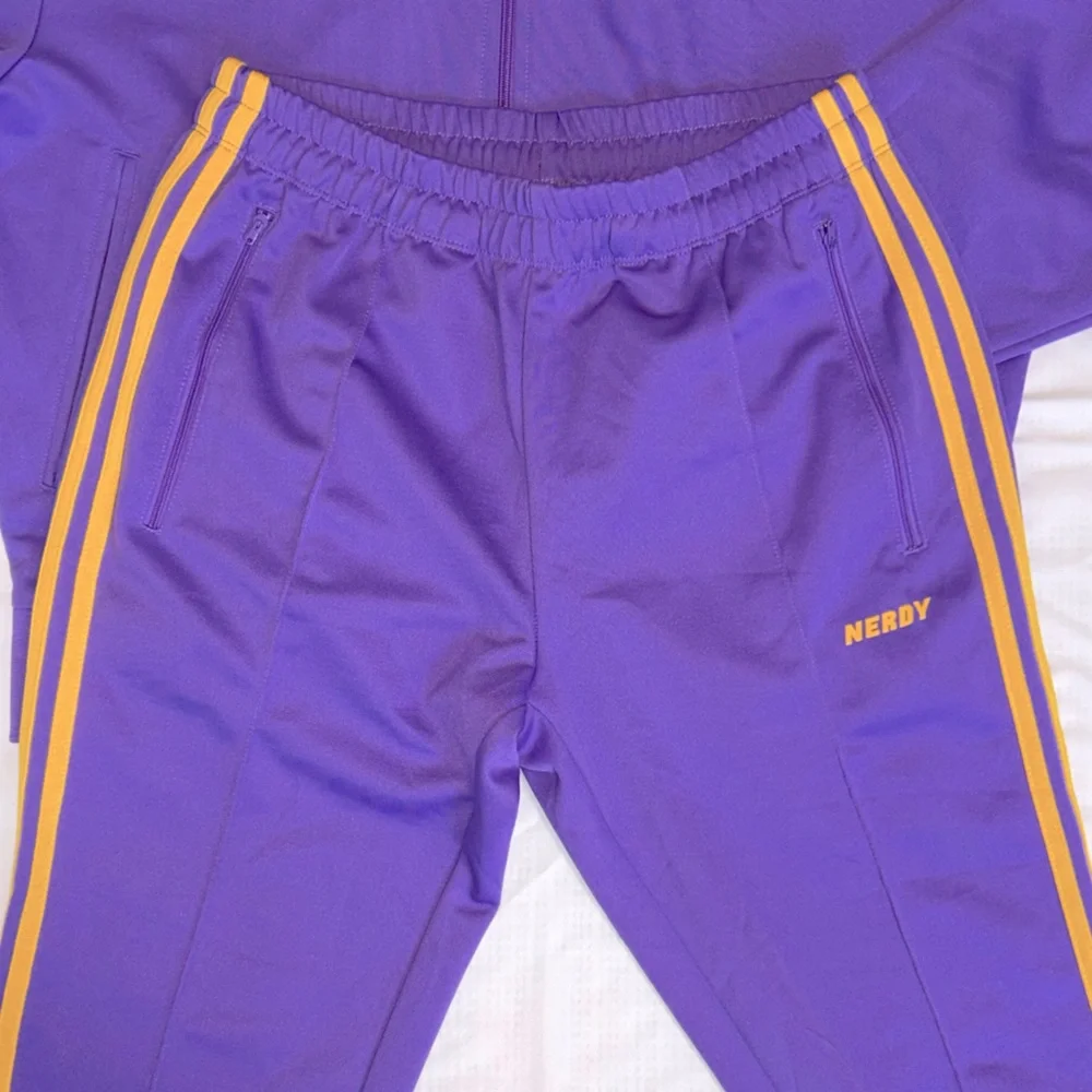 NERDY Tracksuit Set - Picture 6 of 9